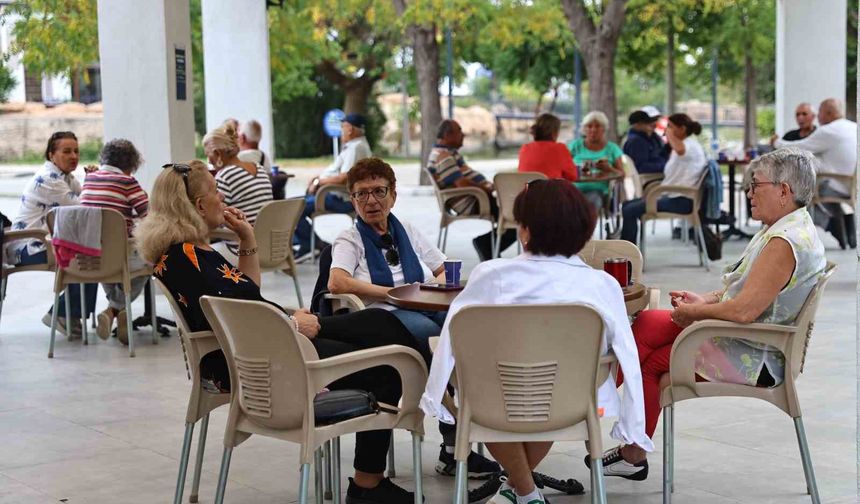 Emekli kahveleri ilgi görüyor