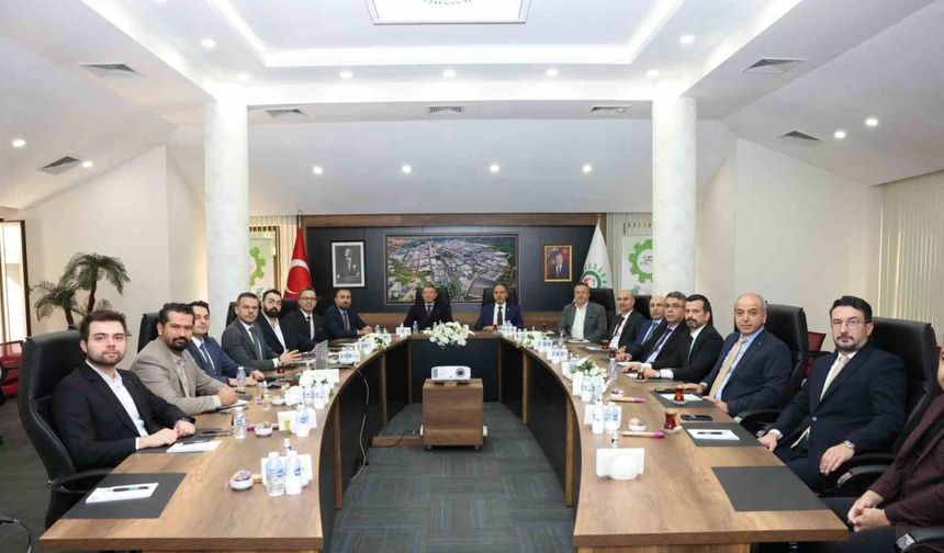 Denizli OSB’de sanayinin geleceği yapay zekayla şekilleniyor