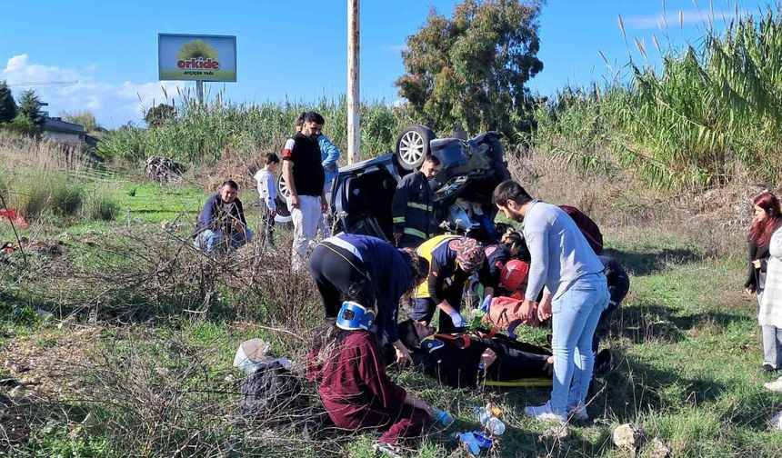 Otomobil şarampole yuvarlandı: 3 yaralı