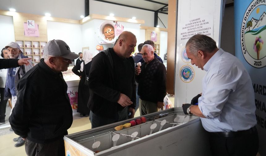 Çamardı'da geleneksel dondurma kültürü festivale taşındı