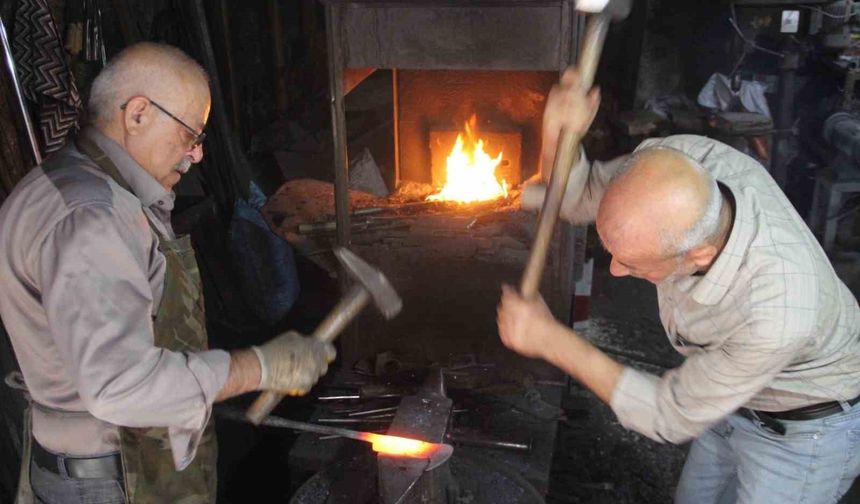 2 asırdır aynı ailenin sürdürdüğü meslek, yok olma tehlikesi ile karşı karşıya