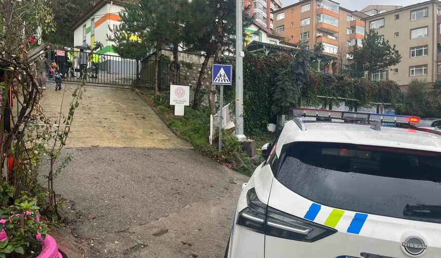 Kamyonet 4 yaşındaki çocuğun ölümüne yol açtı