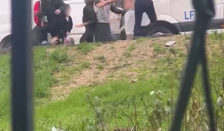 Kardeş kavgası: Sopa, kemer ve bıçaklar havada uçuştu