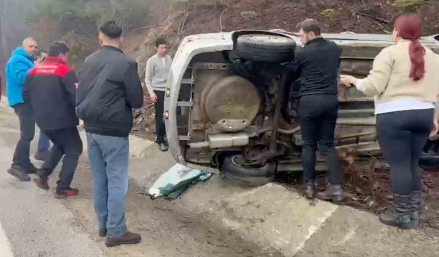 Kontrolden çıkan araç takla attı