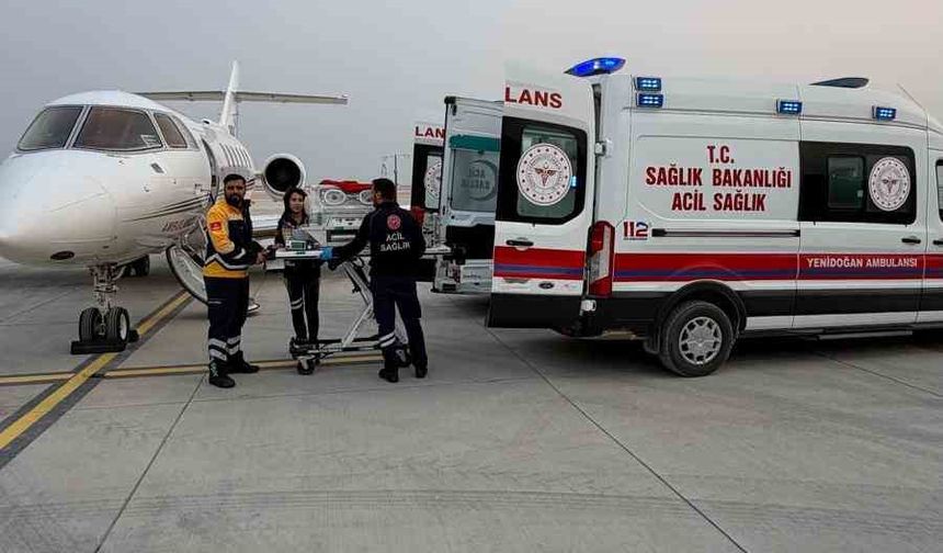 Hava ambulansı 6 günlük bebek için havalandı