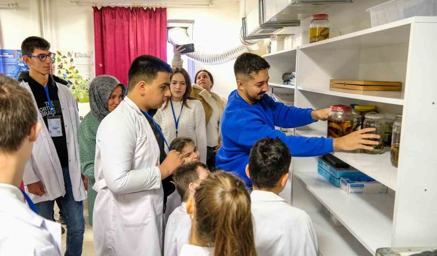 Özel eğitim öğrencileri bilimle buluştu