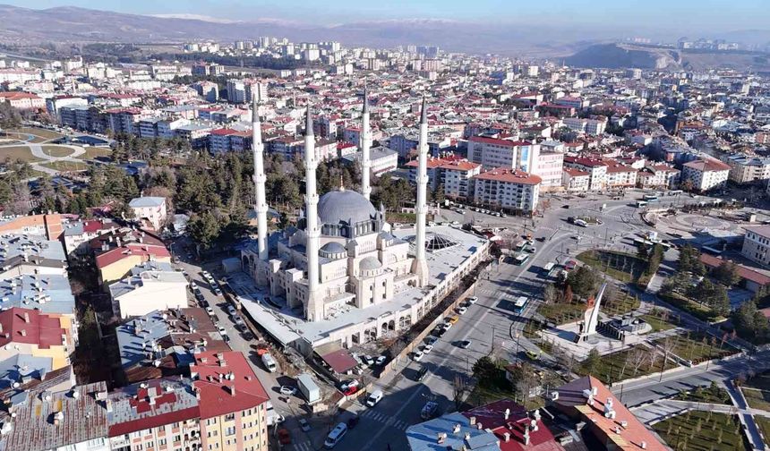 Silüetini yeniledi, şehrin her yerinden görülebiliyor
