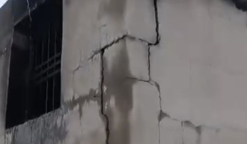 Apartmanda çıkan yangın paniğe neden oldu