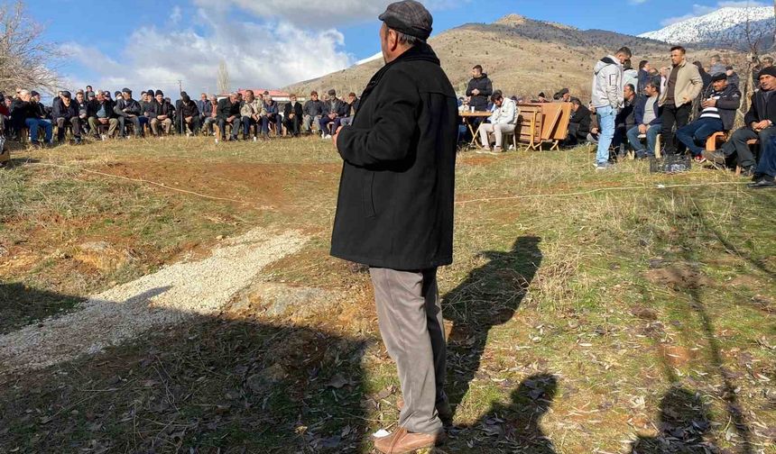 2 çocuk annesi memleketinde toprağa verildi