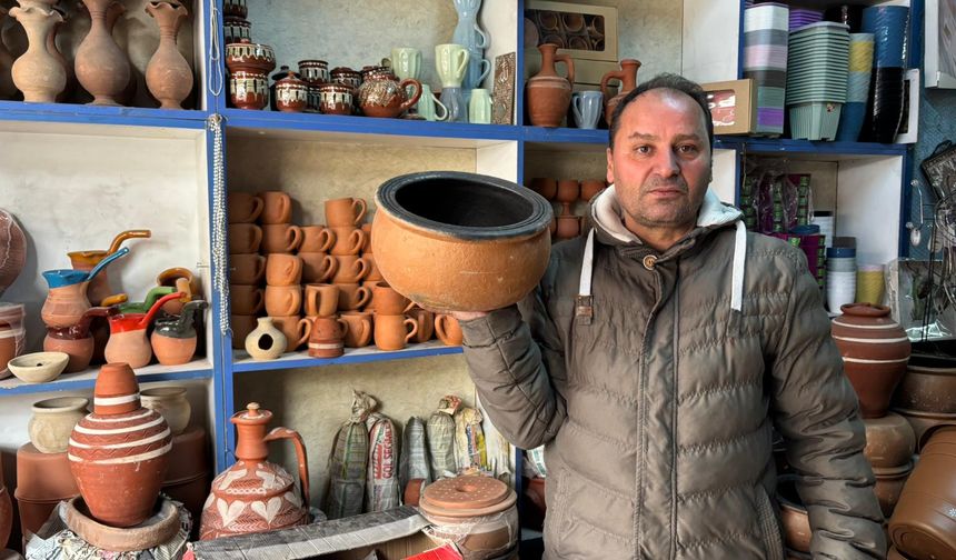 İçinde pişen yemeğin tadı bambaşka… Niğdelilerin vazgeçilmezi!