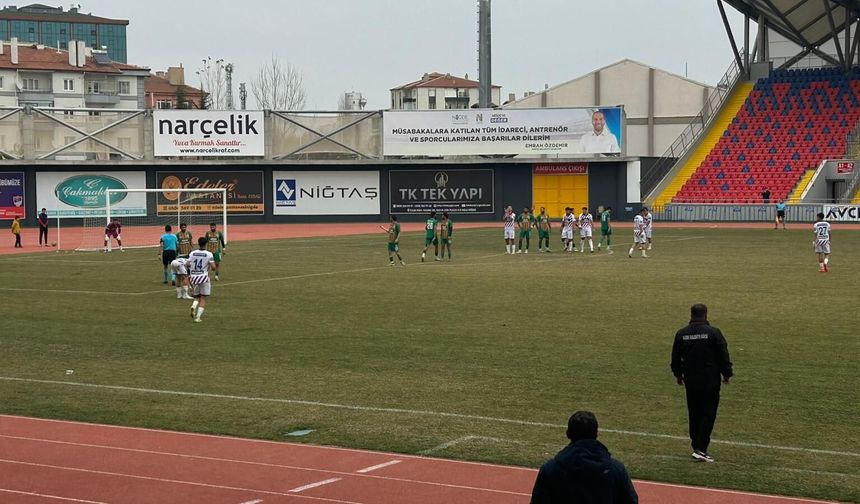 Niğde Belediye Gücü-Kozanspor maç sonucu