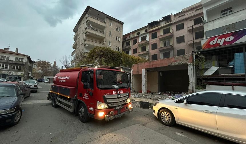 Niğde’de o binada yine yangın