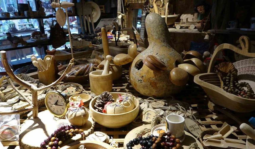 Yarım asırdır ağaçlara şekil veriyor