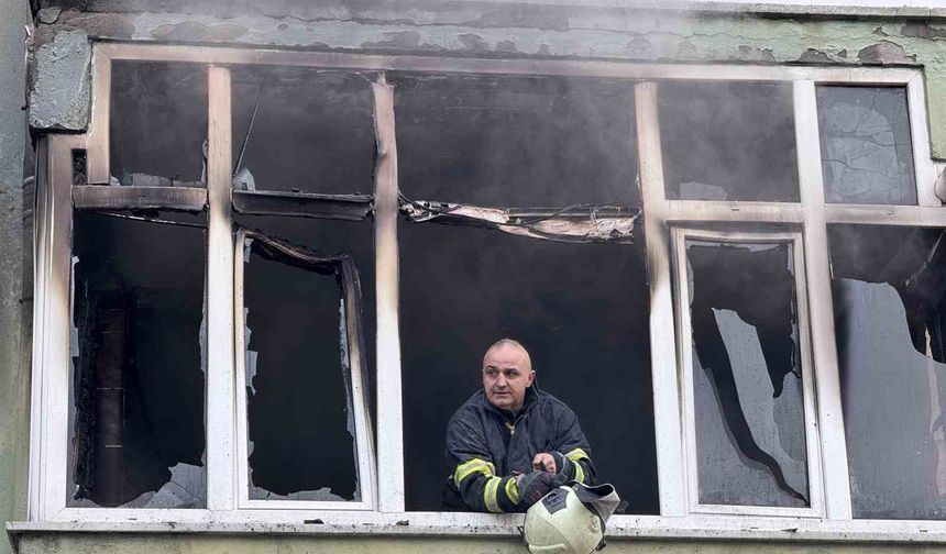 5 katlı apartmanda yangın paniği