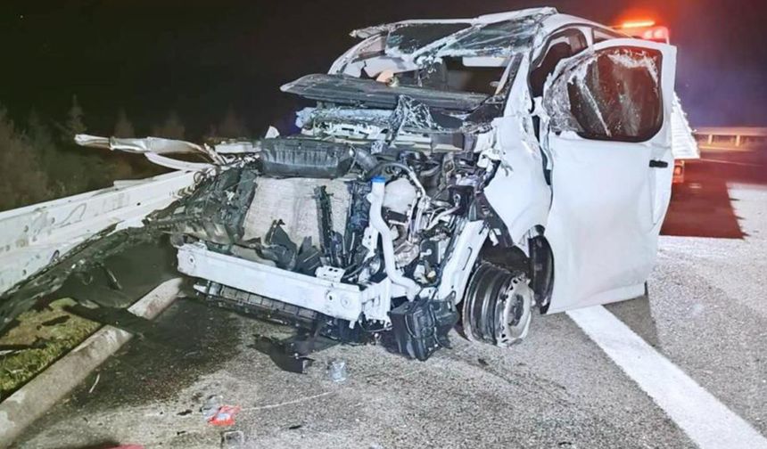 Altın yüklü zırhlı araç takla attı: 11 kilo altın sırra kadem bastı