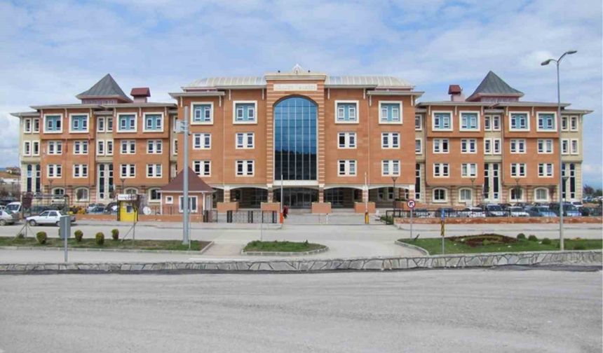 Evinde uyuş*turucu olduğunu söyleyip kendisini ihbar eden sanık tahliye edildi