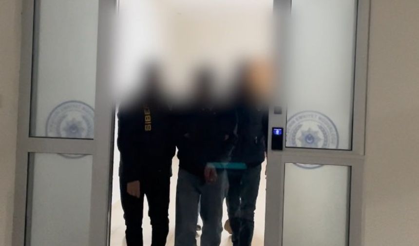 Vatandaşların hesaplarını boşaltanlar yakalandı