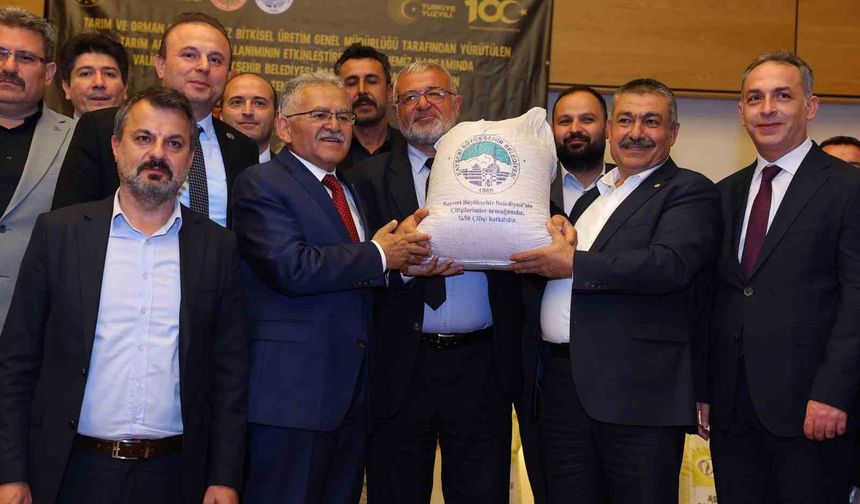Üreticilere 1 yılda 12 milyon TL'lik tohum dağıtıldı