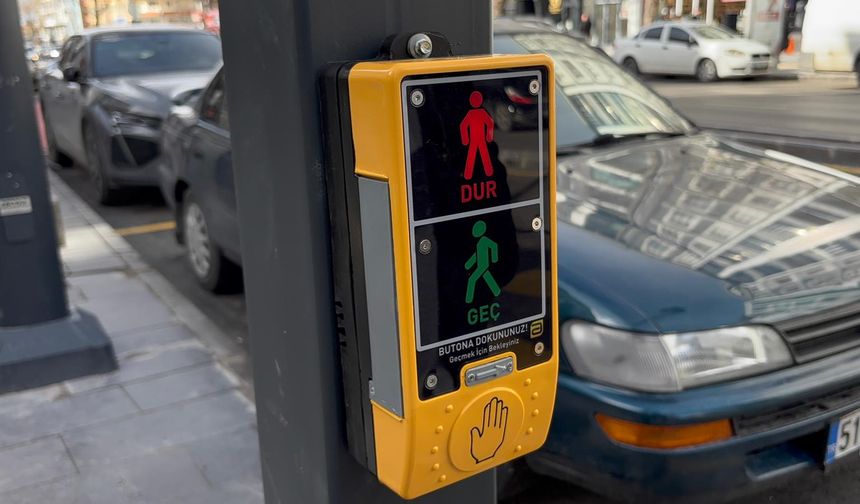 Niğde’de yayalara “Akıllı Işık” dönemi