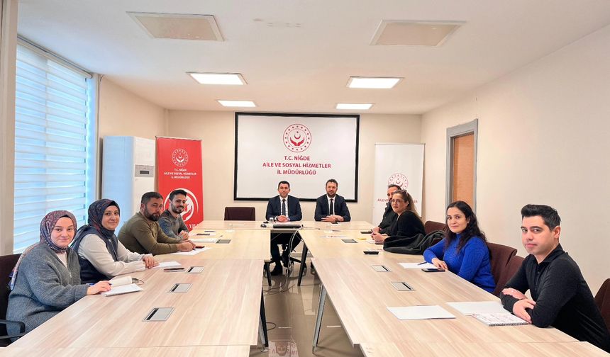 Geçici koruyucu aile modeli değerlendirildi