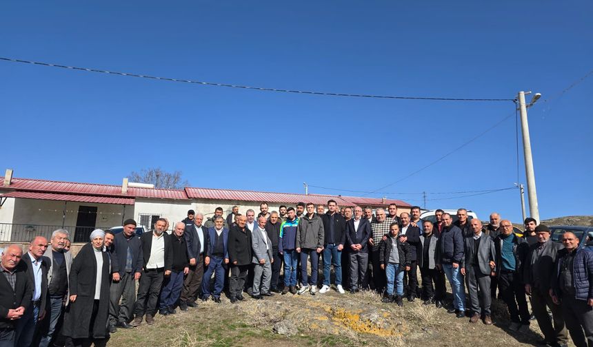 Handeresi Köyü’nde muhtarlar bir araya geldi