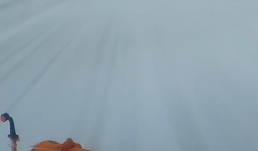 Niğde-Çiftlik yolu kar yağışı nedeniyle temizleniyor