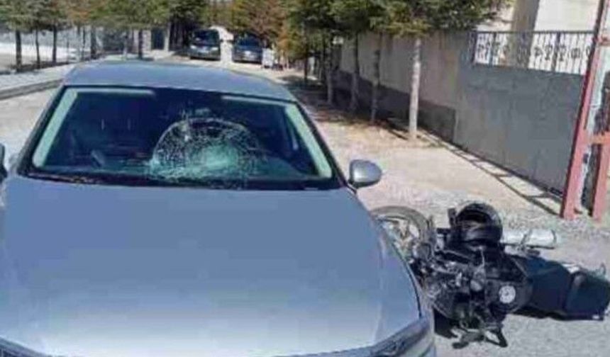 Otomobille motosiklet çarpıştı: 1 yaralı
