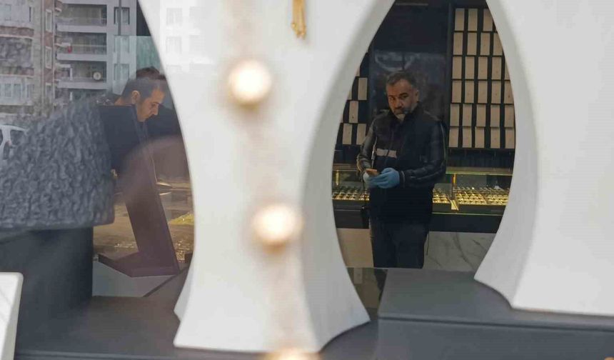 Şanlıurfa'da kuyumcu soygununda 6 gözaltı