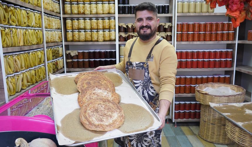 Ramazan öncesi Niğde’nin tahinli pidesine ilgi artıyor