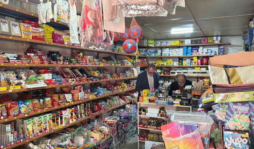 100 farklı noktada yetim ve öksüzlerin borçları kapatıldı