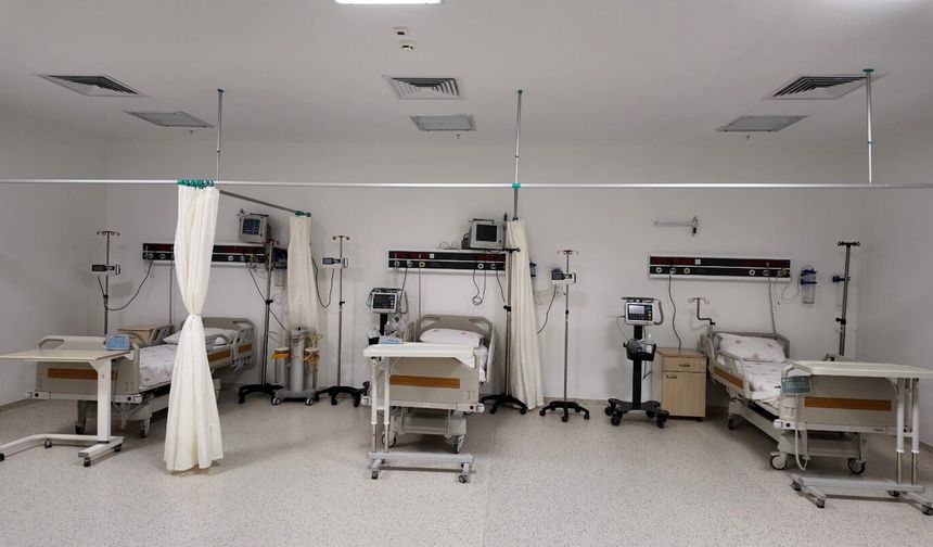 Hastanede kritik bakım ünitesi hizmete açıldı
