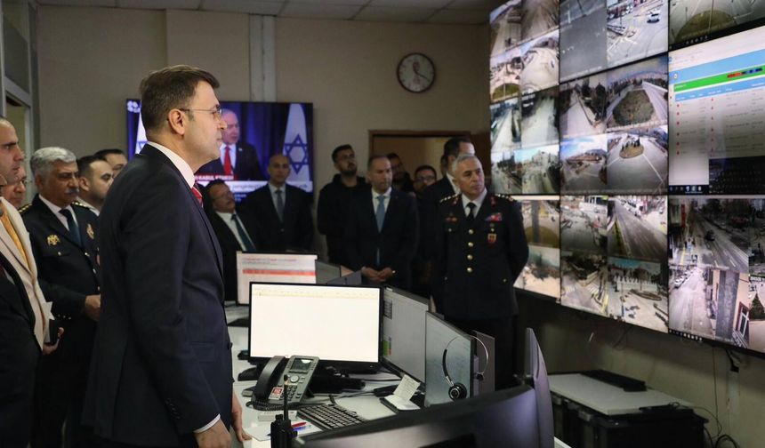 Vali Akmeşe’den 112 Acil Çağrı Merkezi’ne bayram ziyareti