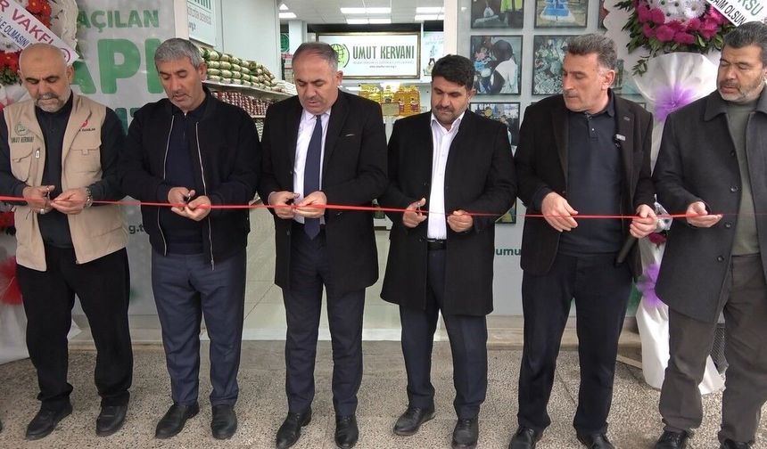 Bu markette parayla değil dua ile alışveriş yapılıyor