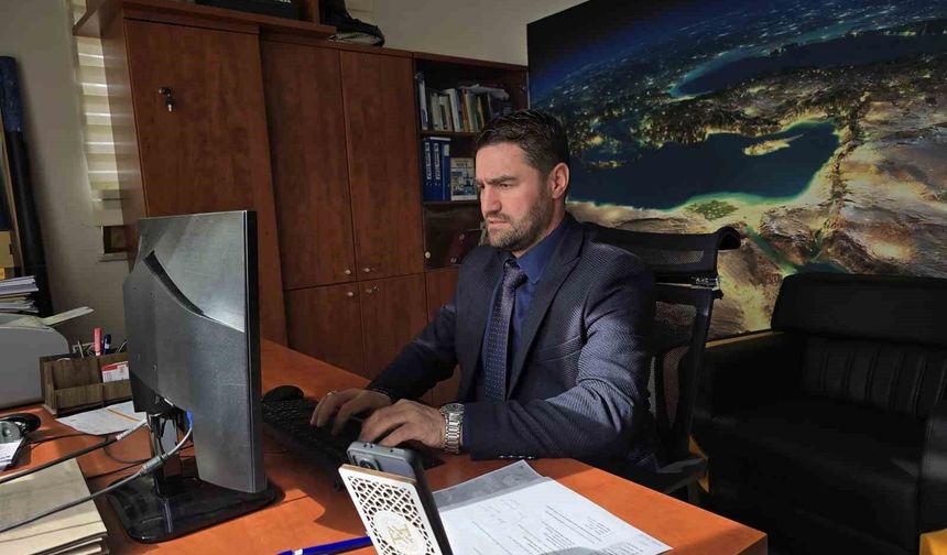 Doç. Dr. Mustafa Özalp: "Yapılması gereken şey müzakere masasının başlaması"