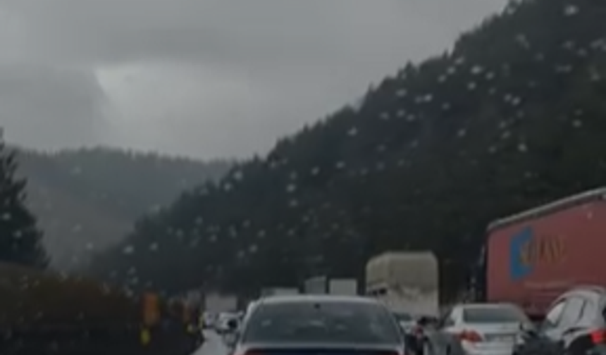 Bayram dönüşü başladı: Niğde-Adana otoyolunda yoğunluk arttı