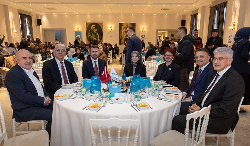 Basın İlan Kurumu’nun gelenekselleşen iftar sofrası Darülaceze’de kuruldu