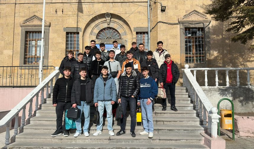 Gönüllü makaslar minikler için açıldı