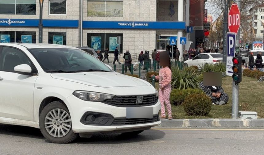 Niğde’de cadde ve kavşaklarda dilencilik yoğunlaştı