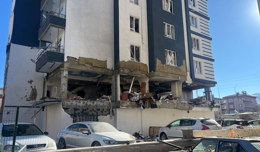 Niğde’de patlamanın boyutu gün ağarınca ortaya çıktı