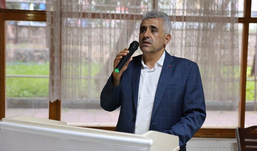 Memur-Sen Niğde: “Provokasyonlara prim vermeyiz”