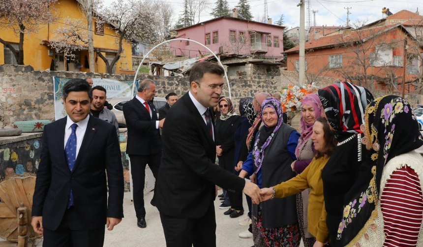 Vali Akmeşe Altunhisar’da çalışmaları yerinde inceledi