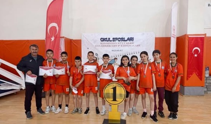 Halil Kitapçı Ortaokulu Türkiye Şampiyonası yolcusu