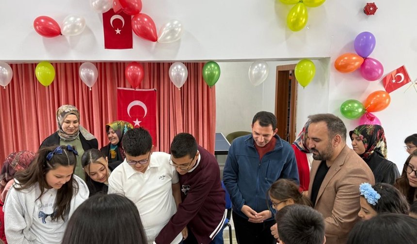 Şehit ailelerinin çocuklarıyla 23 Nisan kutlaması