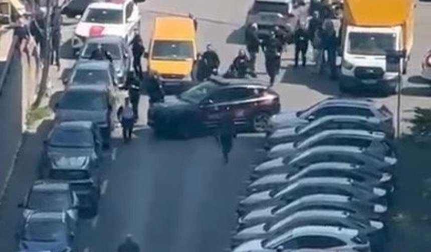 İsrail Konsolosluğu yakınından silah sesleri yükseldi: 3 kişi etkisiz hale getirildi