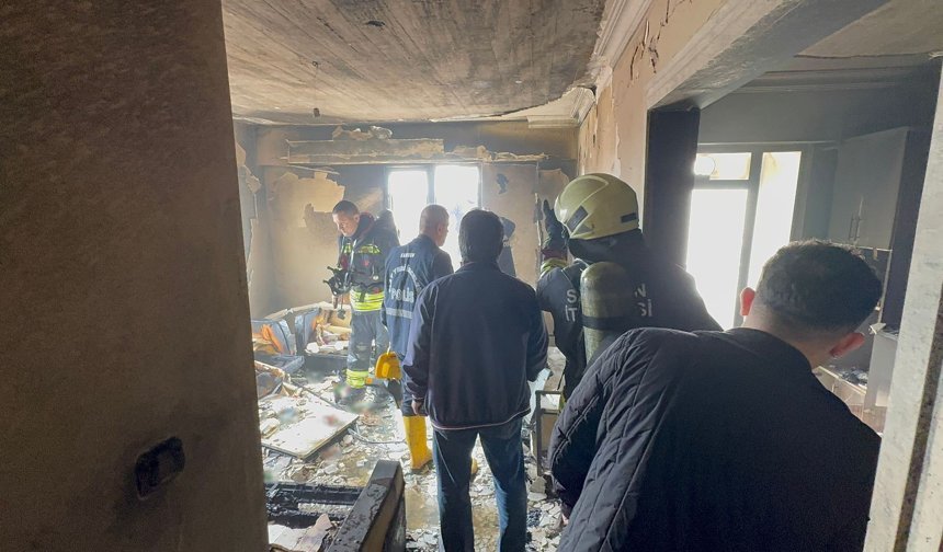 Evde patlama: 1 kişi ağır yaralandı