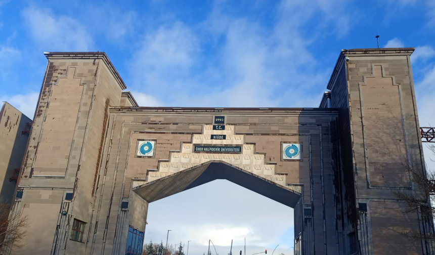 NÖHÜ’de tiyatro etkinliği düzenlenecek