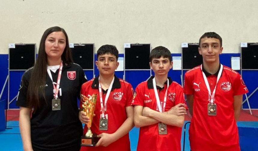 Niğdeli Dartçılardan büyük başarı