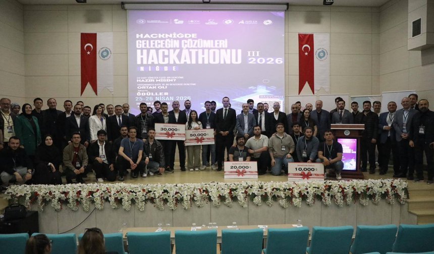 Niğde’de HackNiğde III Hackathonu ödül töreni düzenlendi