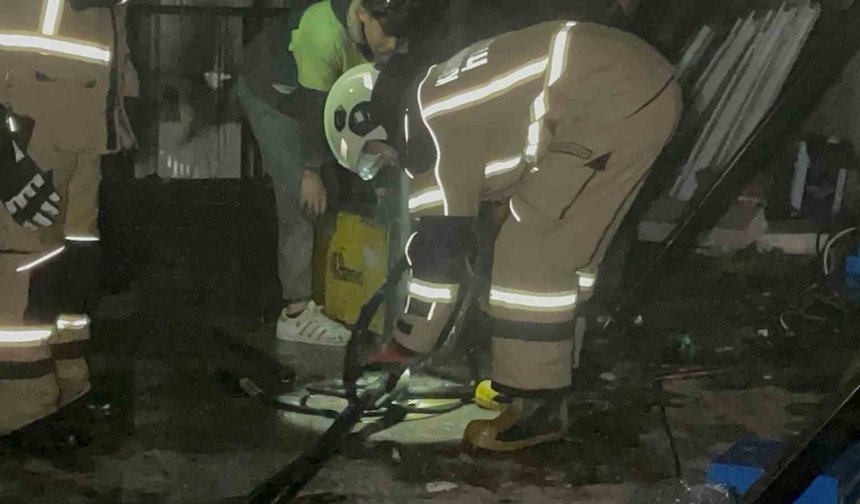 Spiral makinesinden çıkan kıvılcımlar yangın çıkardı