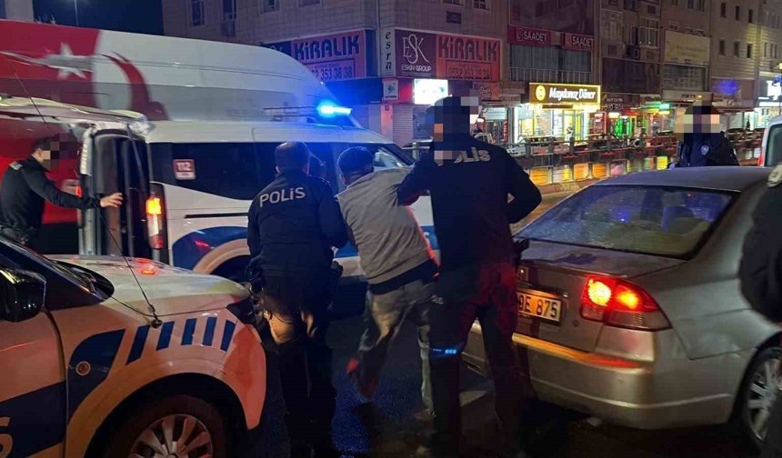 Kardeşini bıçaklayan şahıs gözaltına alındı: 1 yaralı